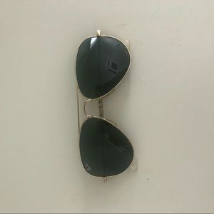 Ray-ban aviator sunglasses - black and gold